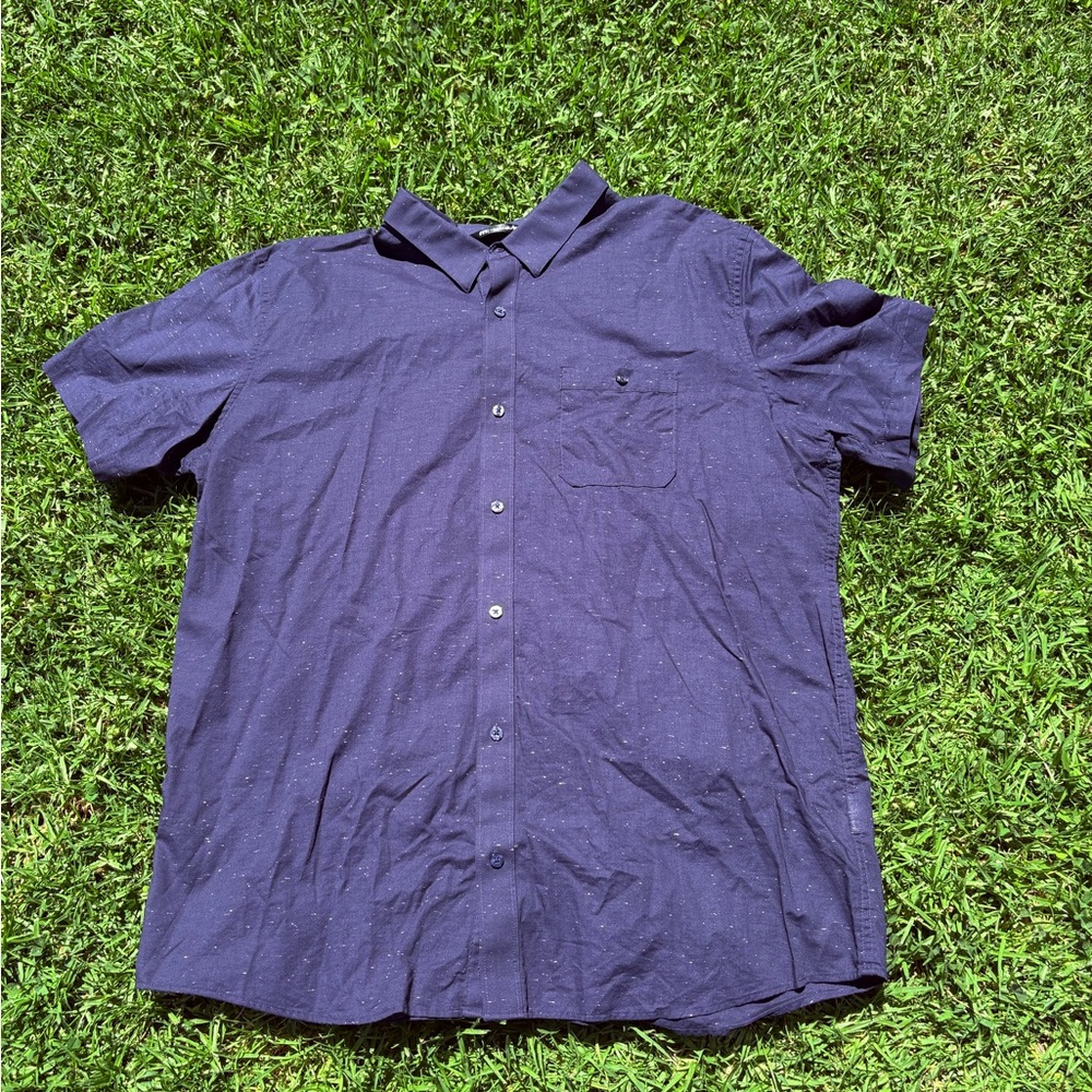Travis Mathew Shirt Mens Size 2XL Blue Casual Button Up Short Sleeve Dot Design